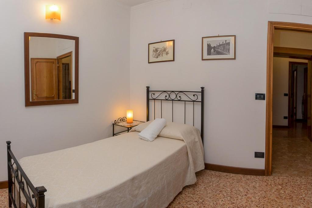 Casa San Giovanni E Paolo Venecia Exterior foto