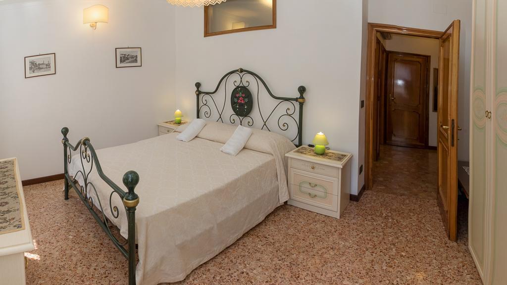 Casa San Giovanni E Paolo Venecia Exterior foto